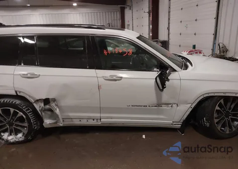 2023 Jeep Grand Cherokee L Overland 4X4 z USA, uszkodzony, nr VIN 1C4RJKDGXP8752582